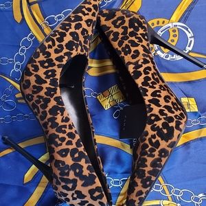 Zara basic collection leopard print heels 👠